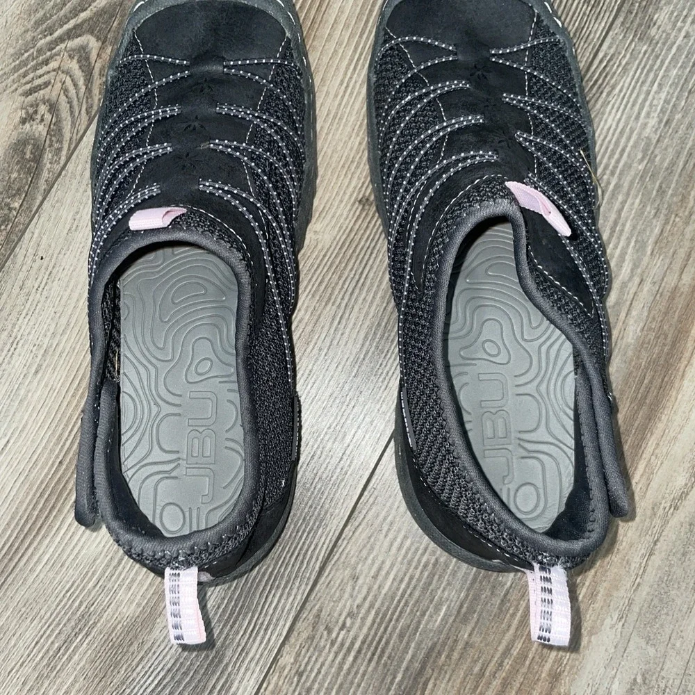JBU‎ Regional Water Ready Women's Closed Toe Water Shoes 7M Dark Gray